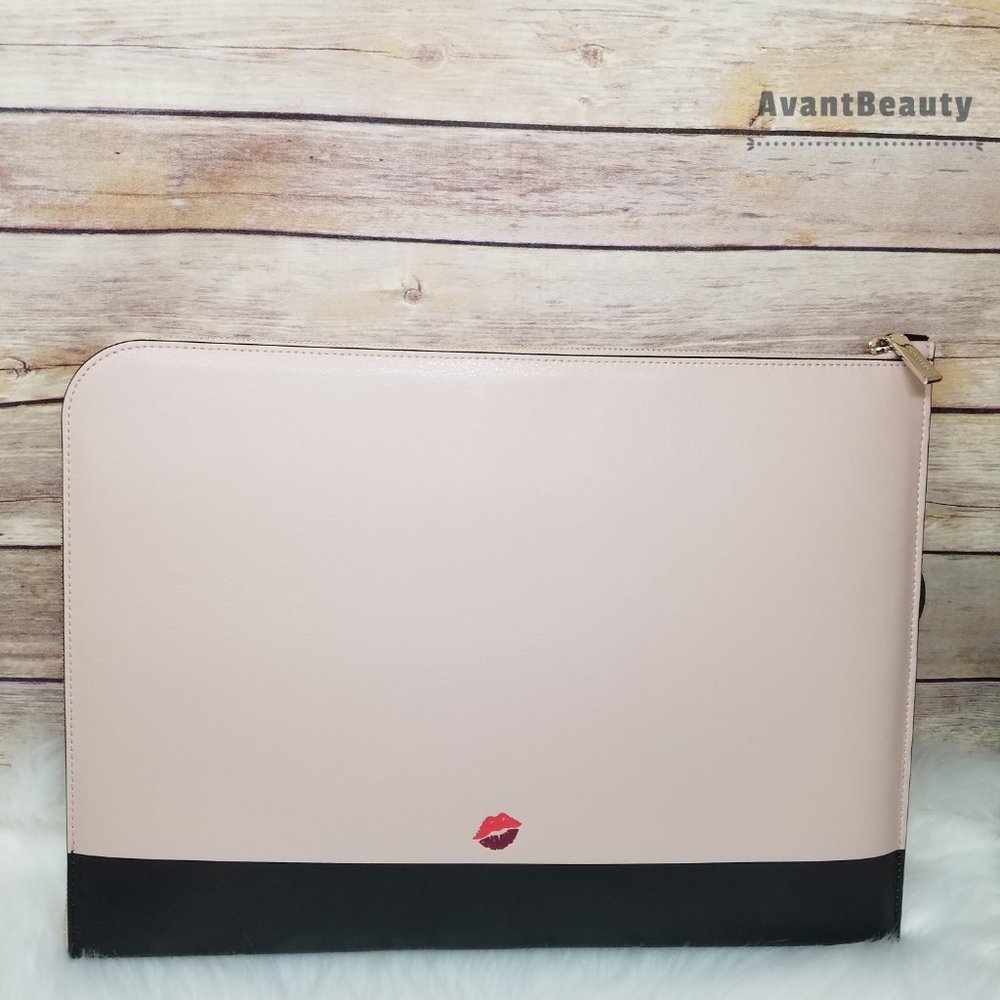 Kate Spade Minnie Mouse Beige Black Laptop Case - Picture 8 of 10